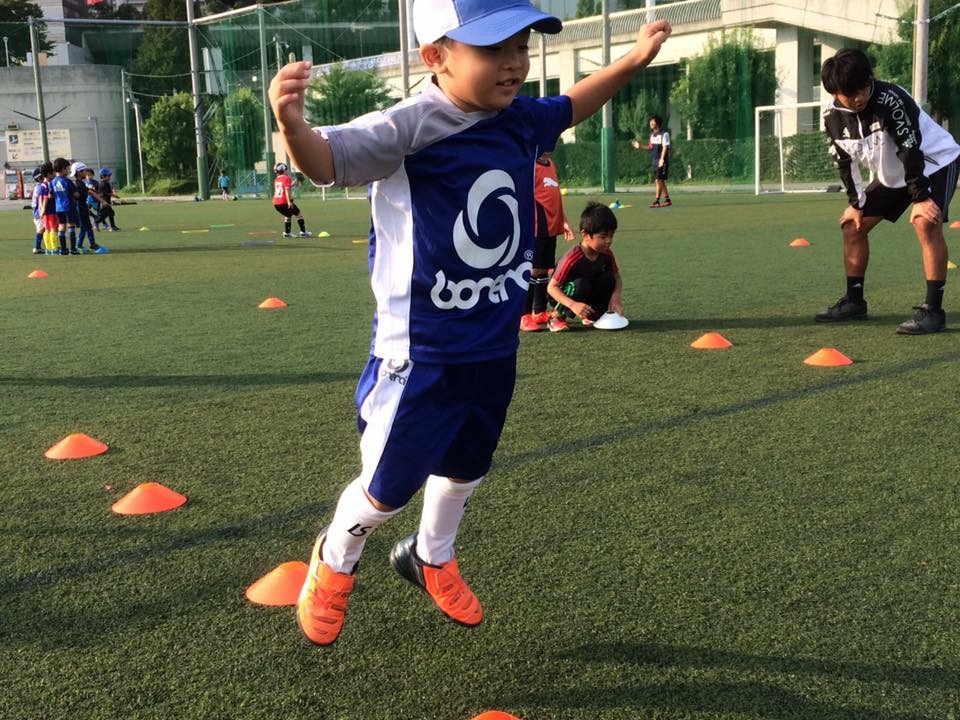 新横浜・綱島のサッカースクール　フェニックスズ